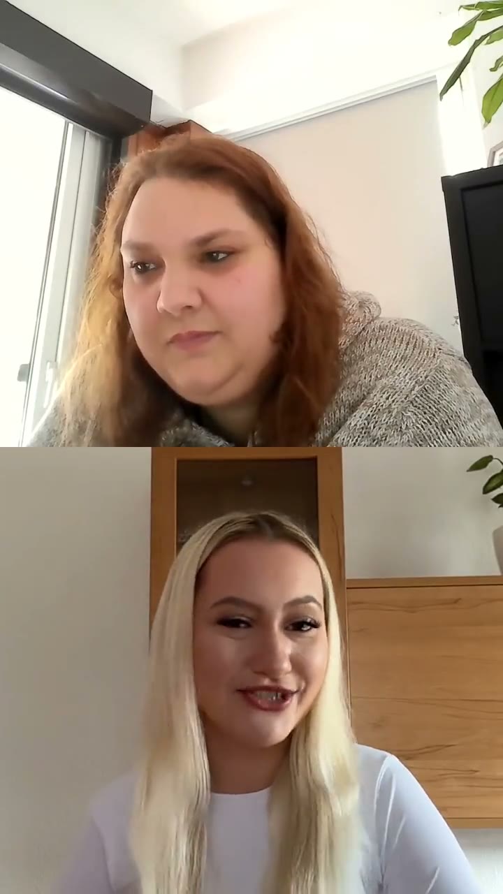 Luisa im Gespräch mit Alina